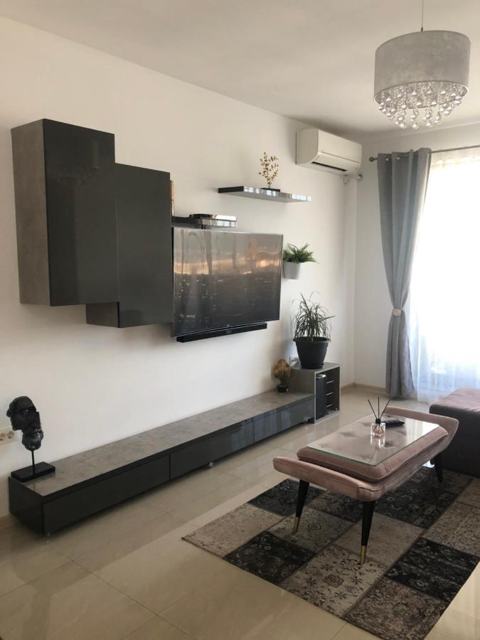 Appartement By The Sea à Năvodari Extérieur photo