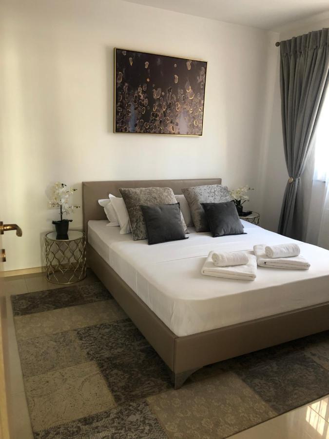 Appartement By The Sea à Năvodari Extérieur photo